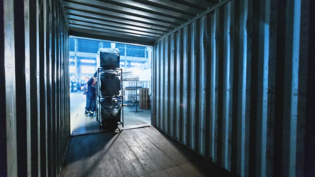 container unpacking